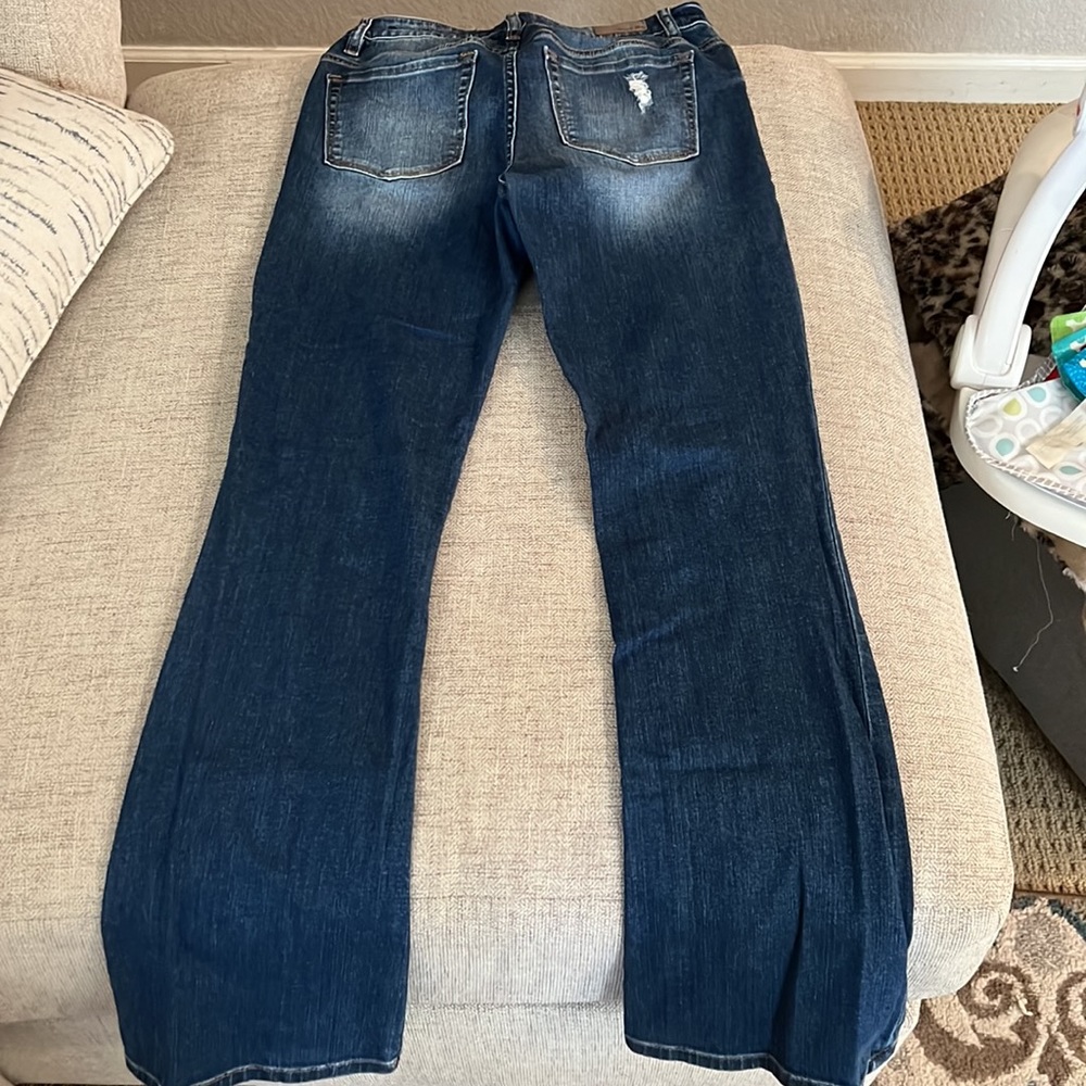 Women’s size 28 Miss Me denim. - Picture 2 of 5
